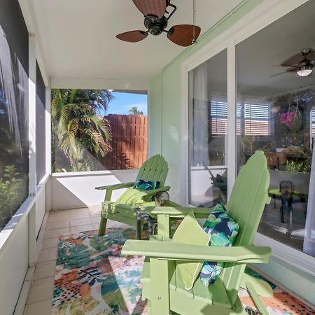 Little Beach House W/ Pool&Spa - 5 Minutes To Vanderbilt Beach North North Naples Kültér fotó
