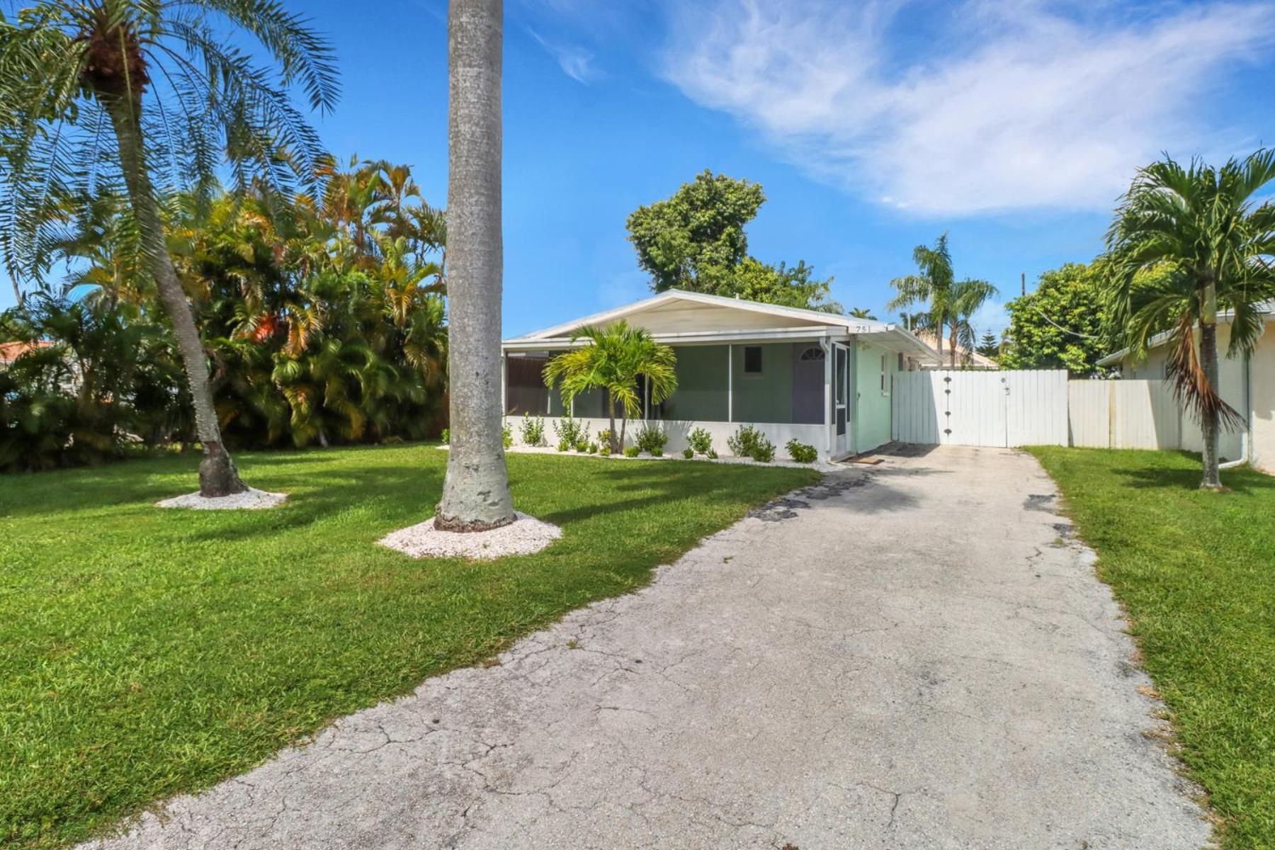 Little Beach House W/ Pool&Spa - 5 Minutes To Vanderbilt Beach North North Naples Kültér fotó
