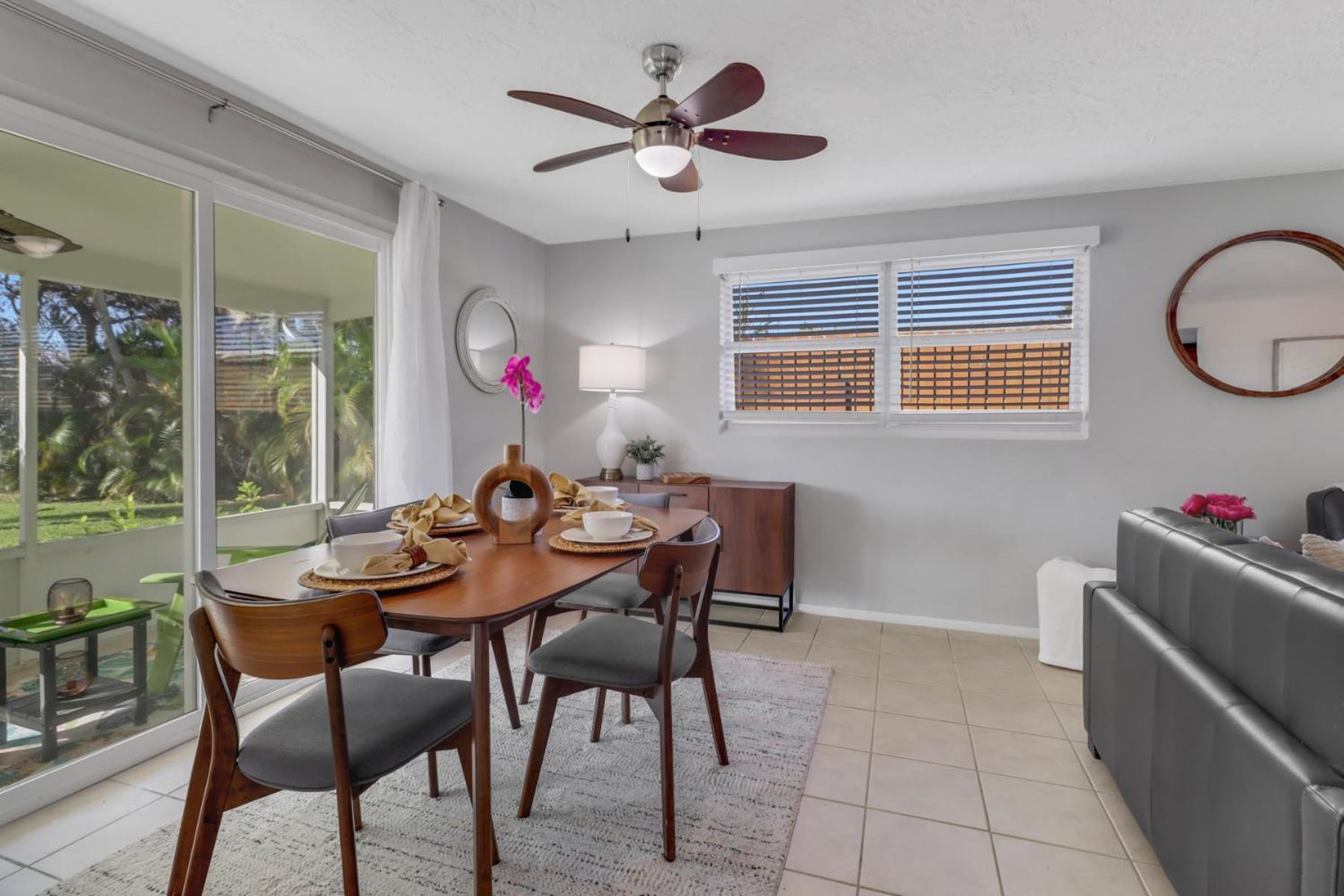 Little Beach House W/ Pool&Spa - 5 Minutes To Vanderbilt Beach North North Naples Kültér fotó